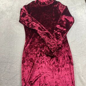 fashion nova maroon velvet dress, no size tag. measurements provided for referen